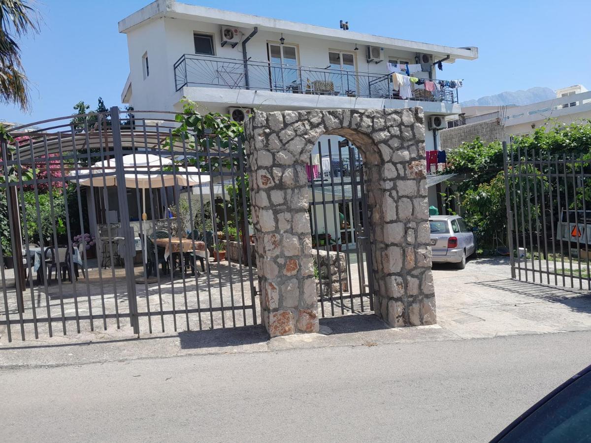 Apartments Kalamperovic بار المظهر الخارجي الصورة