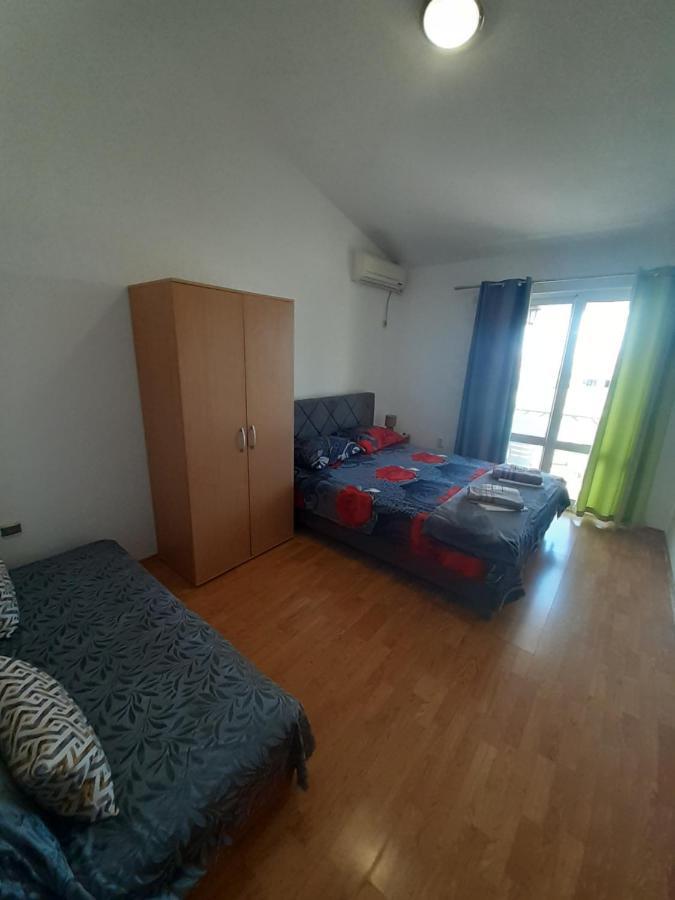 Apartments Kalamperovic بار المظهر الخارجي الصورة