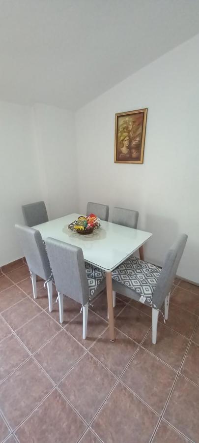 Apartments Kalamperovic بار المظهر الخارجي الصورة