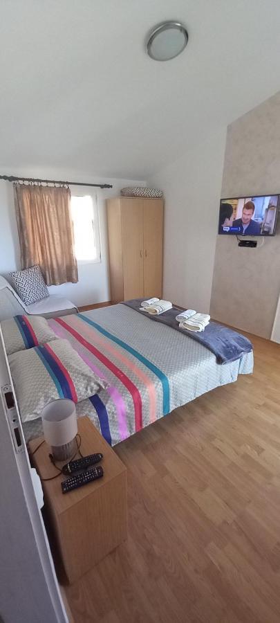 Apartments Kalamperovic بار المظهر الخارجي الصورة