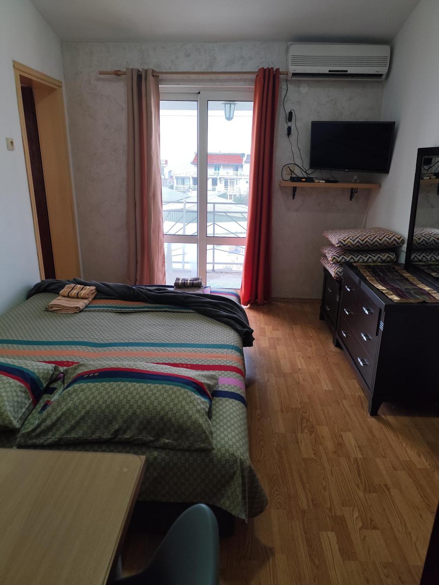 Apartments Kalamperovic بار المظهر الخارجي الصورة